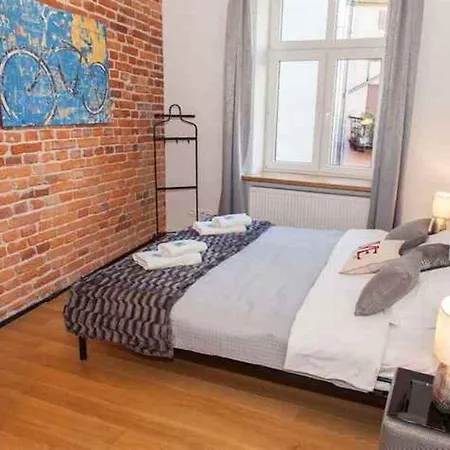 Bc7 Apartman *