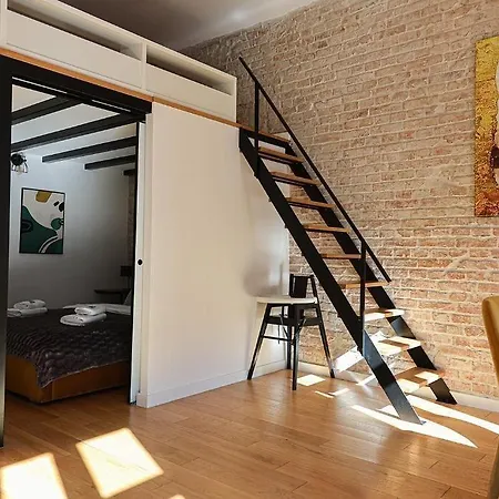 Bc7 Apartment