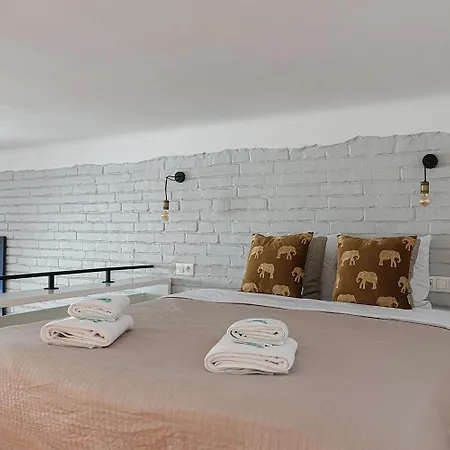 Bc7 Apartment